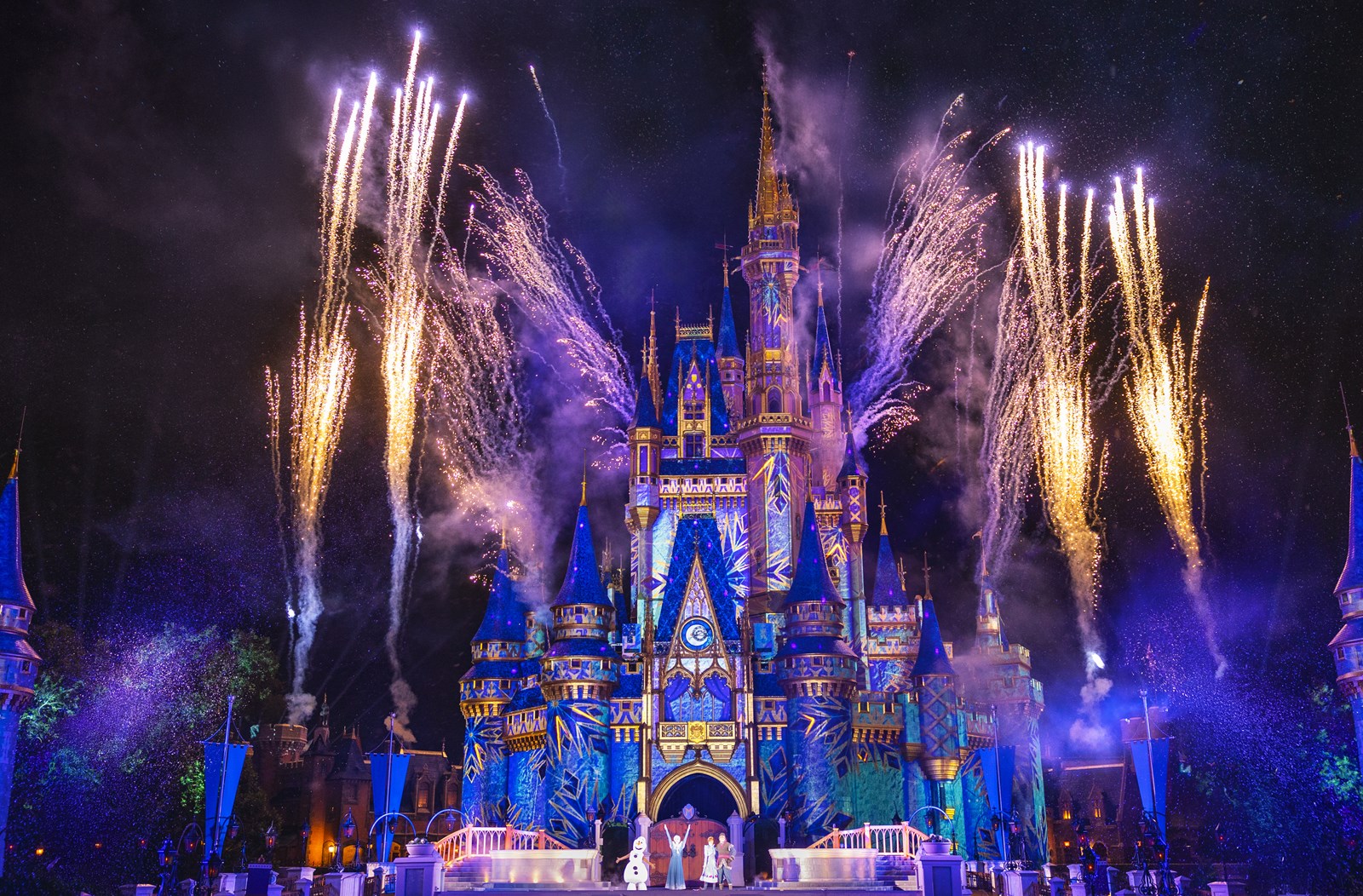 Christmas fireworks at Cinderella Castle